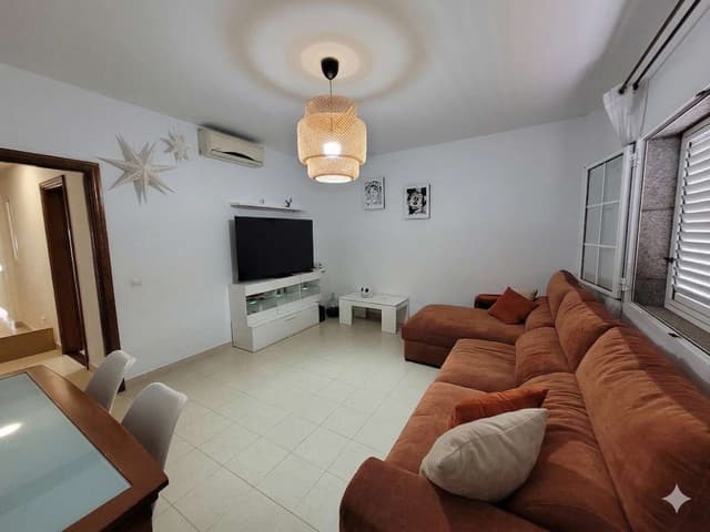 Imagen de la propiedad Fantastische Erdgeschosswohnung nahe dem Charco de San Ginés