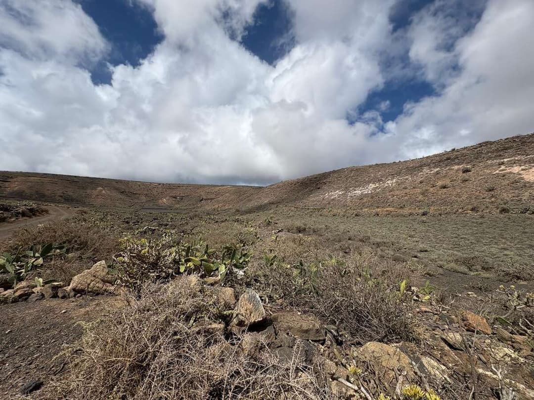 Imagen de propiedad: Rustikales Grundstück in Valichuelo, Haría. en Haría