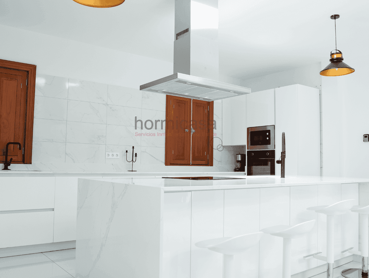 Imagen 2 de la propiedad Exclusivo Chalet Independiente en Costa Teguise – Lujo, Amplitud y Privacidad
