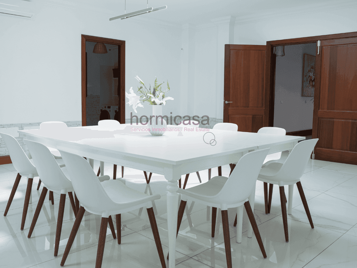 Imagen 3 de la propiedad Exclusivo Chalet Independiente en Costa Teguise – Lujo, Amplitud y Privacidad