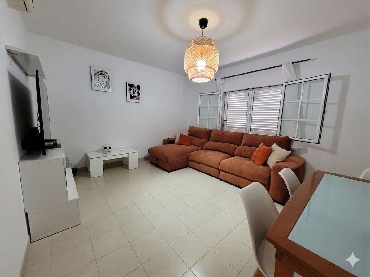 Imagen 2 de la propiedad Fantastische Erdgeschosswohnung nahe dem Charco de San Ginés