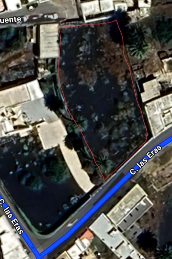Imagen 2 de la propiedad Terreno Urbano en un entorno único en Haría.