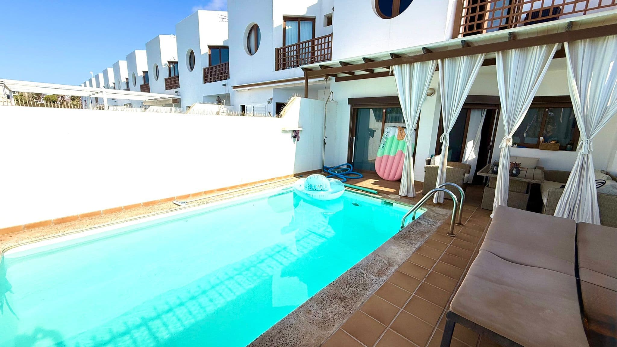 Imagen 1 de la propiedad ¡Duplex exclusif avec piscine privée et vue sur la mer à Costa Teguise!