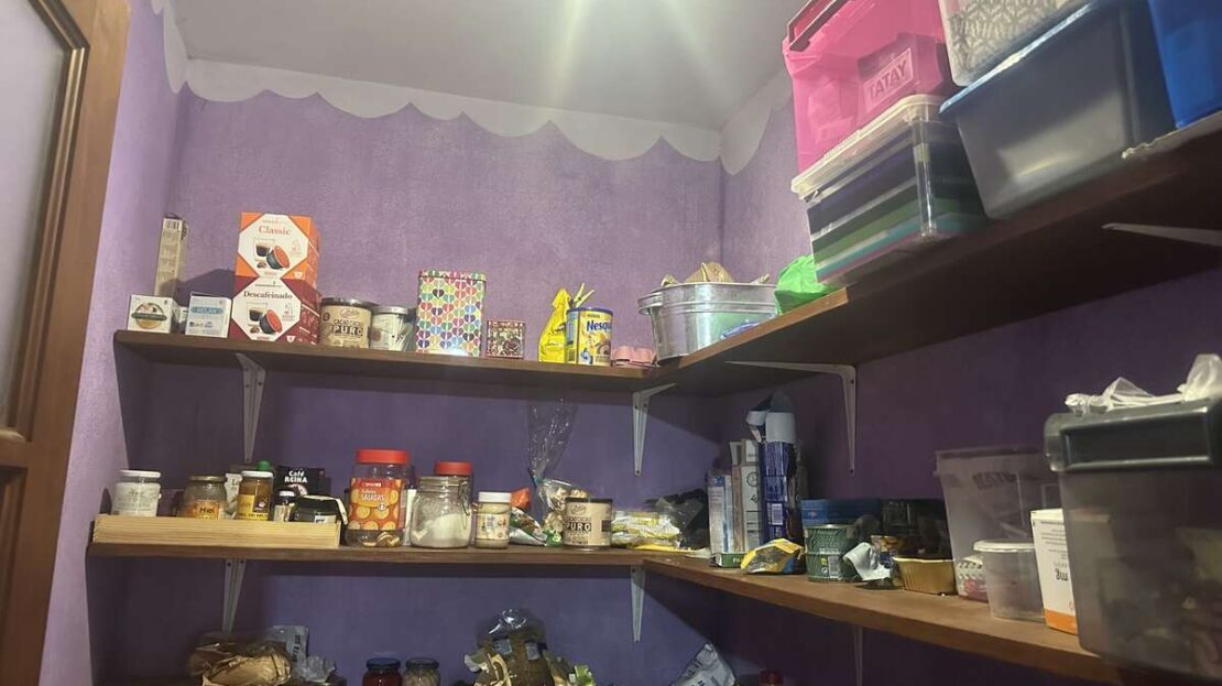 ,